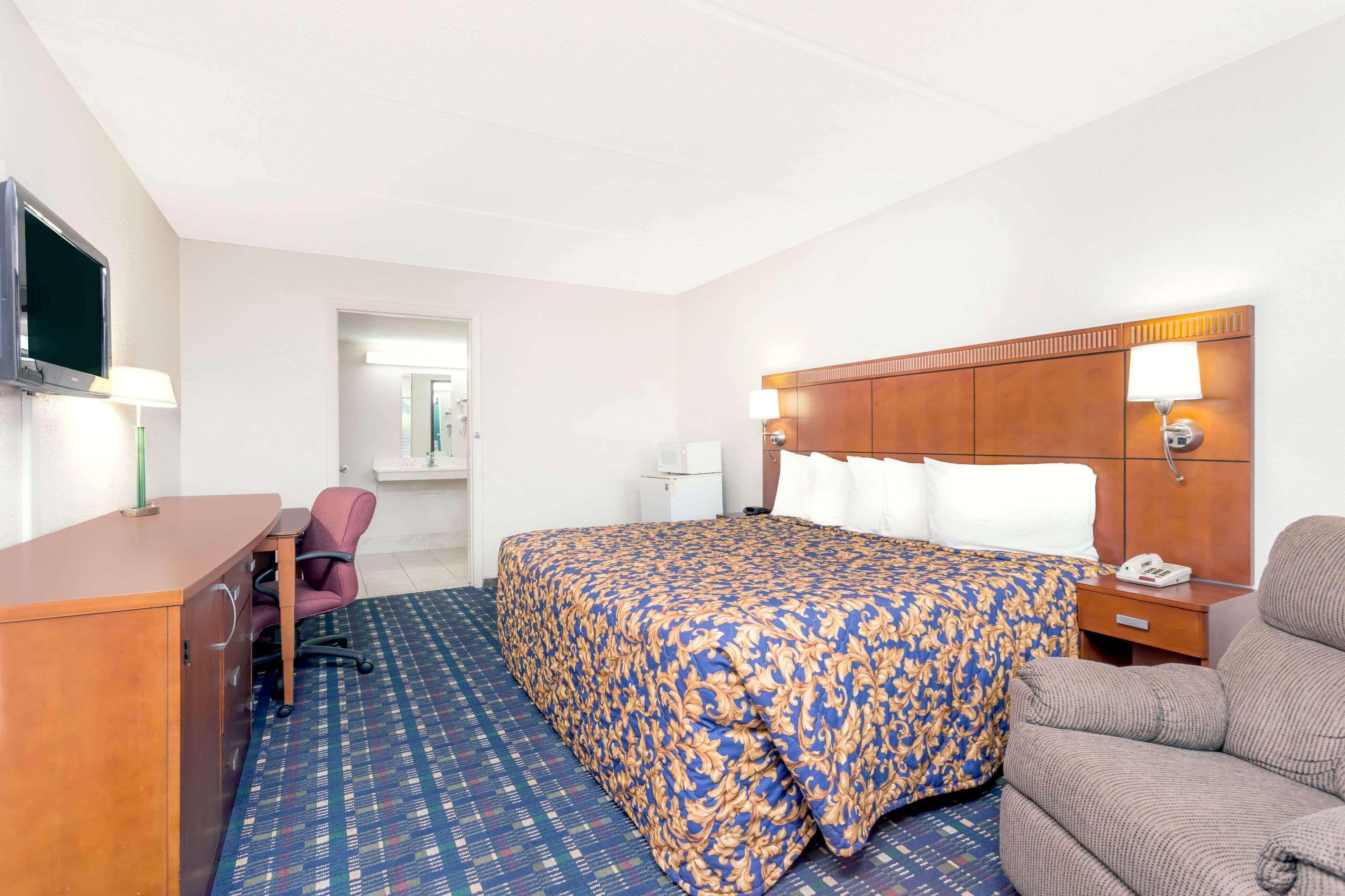 Howard Johnson By Wyndham Perry Ga Exterior foto